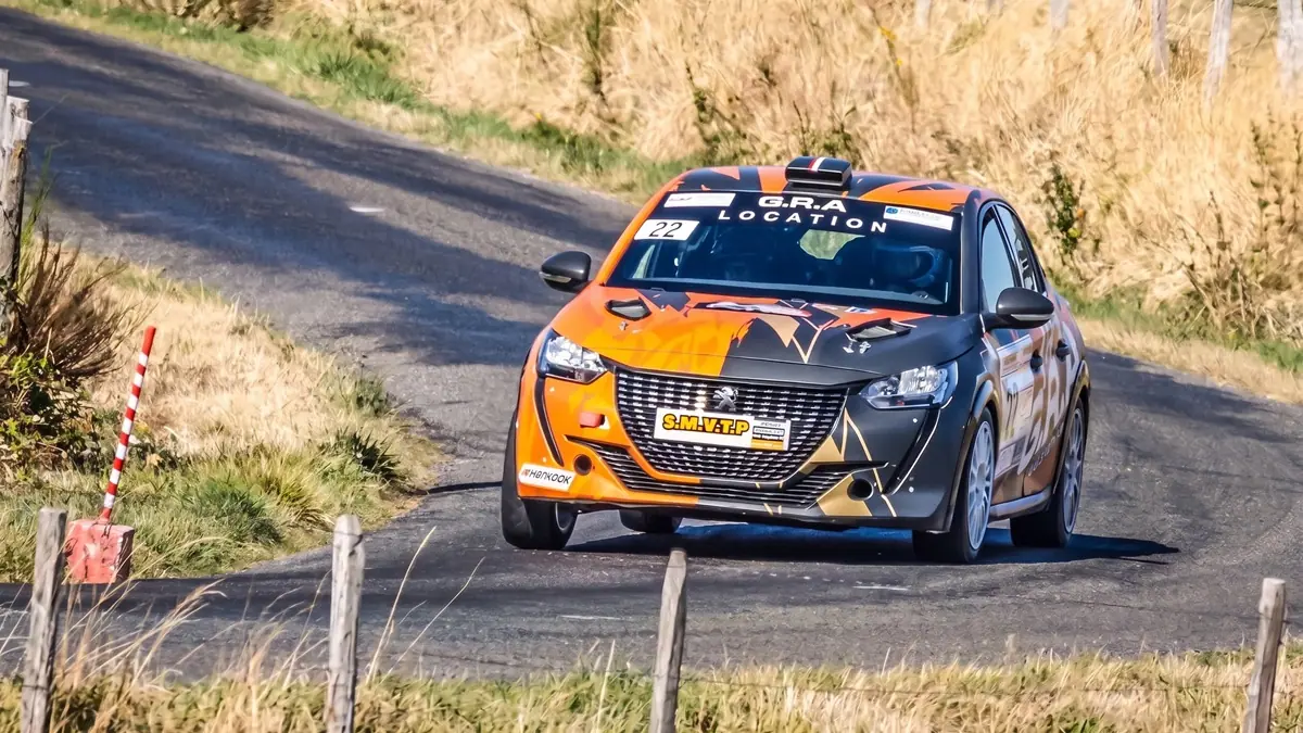 Peugeot 208 Rally4 in rally competition